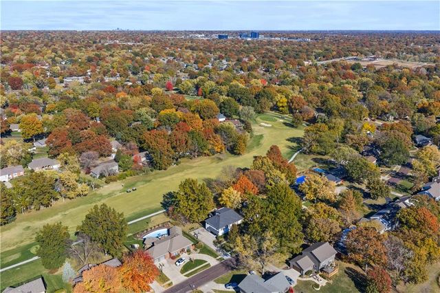 9504 W 106TH Street, Overland Park, KS 66212