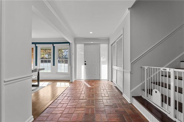 9504 W 106TH Street, Overland Park, KS 66212