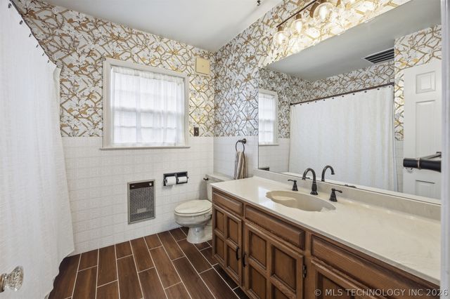1804 S Delaware Avenue, Tulsa, OK 74104