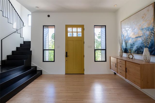 401 Cosmos Street, Houston, TX 77009