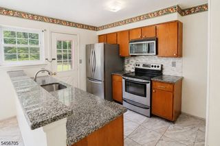 20 DELIKAT LANE, Sayreville Boro, NJ 08872