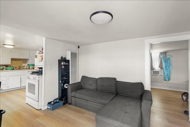 4114 E 17th Street, Oakland, CA 94601