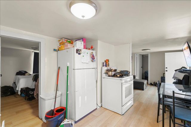 4114 E 17th Street, Oakland, CA 94601