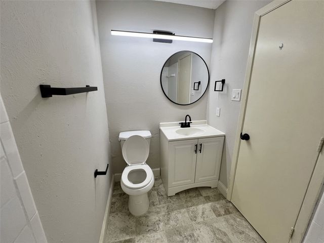 10500 Lake June Road K8, Dallas, TX 75217