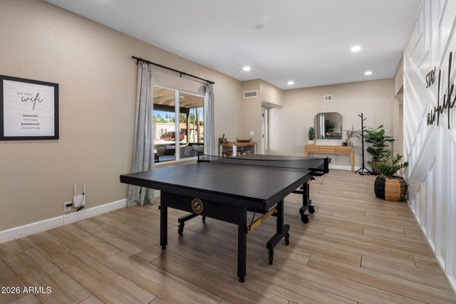 5839 E VOLTAIRE Avenue, Scottsdale, AZ 85254