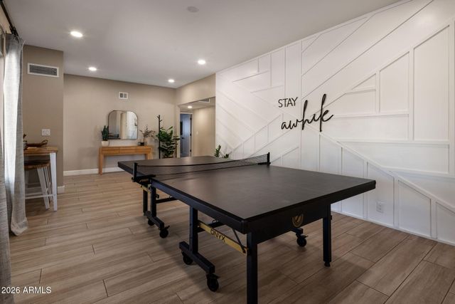 5839 E VOLTAIRE Avenue, Scottsdale, AZ 85254