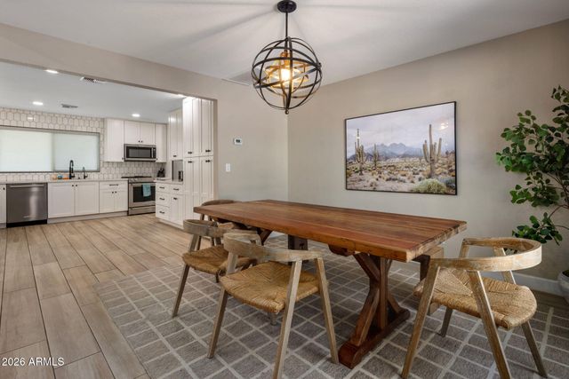 5839 E VOLTAIRE Avenue, Scottsdale, AZ 85254