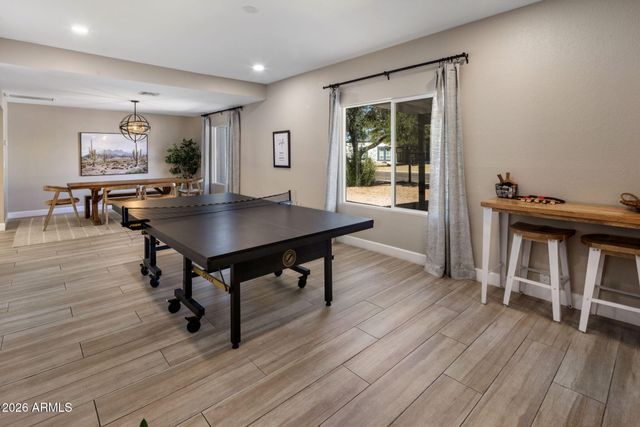 5839 E VOLTAIRE Avenue, Scottsdale, AZ 85254