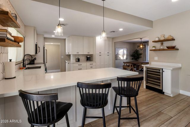 5839 E VOLTAIRE Avenue, Scottsdale, AZ 85254