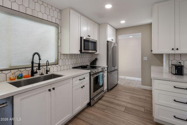 5839 E VOLTAIRE Avenue, Scottsdale, AZ 85254