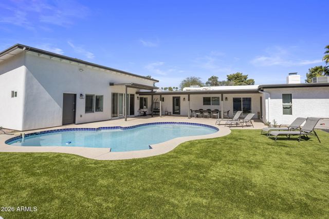 5839 E VOLTAIRE Avenue, Scottsdale, AZ 85254