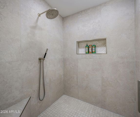 5839 E VOLTAIRE Avenue, Scottsdale, AZ 85254