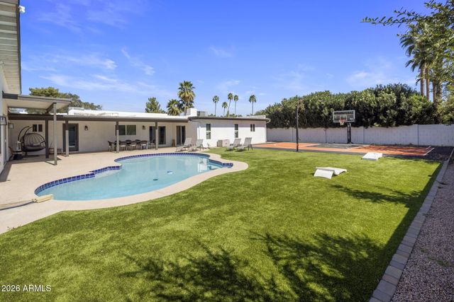 5839 E VOLTAIRE Avenue, Scottsdale, AZ 85254