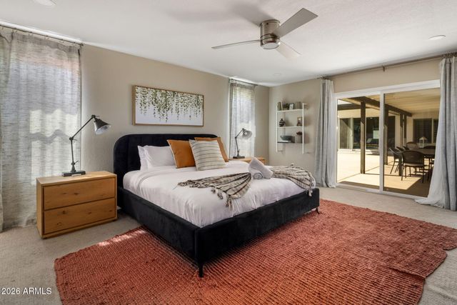 5839 E VOLTAIRE Avenue, Scottsdale, AZ 85254