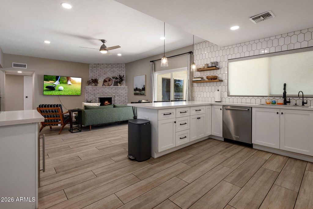 5839 E VOLTAIRE Avenue, Scottsdale, AZ 85254 — photo 4