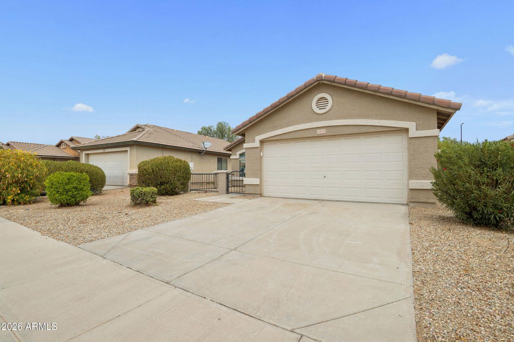 25772 W KENDALL Street, Buckeye, AZ 85326 — photo 3