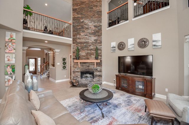 14306 Manorbier Lane, Sugar Land, TX 77498