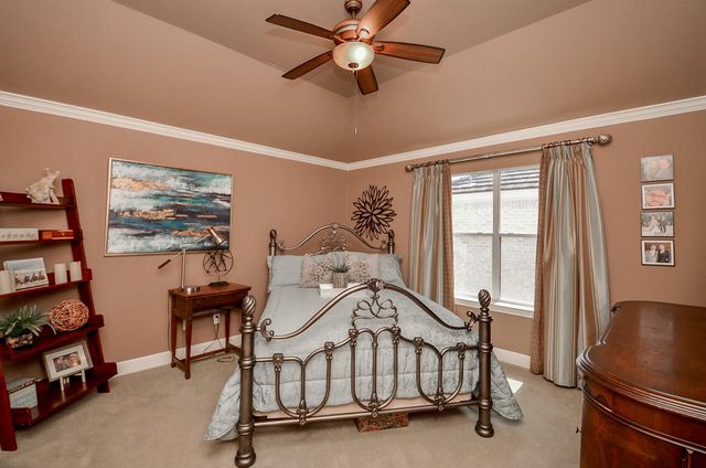 14306 Manorbier Lane, Sugar Land, TX 77498