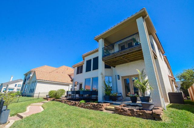 14306 Manorbier Lane, Sugar Land, TX 77498