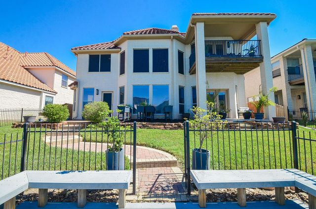 14306 Manorbier Lane, Sugar Land, TX 77498
