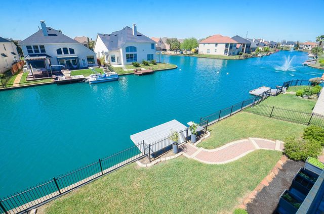 14306 Manorbier Lane, Sugar Land, TX 77498