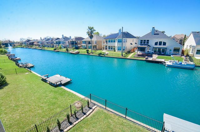 14306 Manorbier Lane, Sugar Land, TX 77498