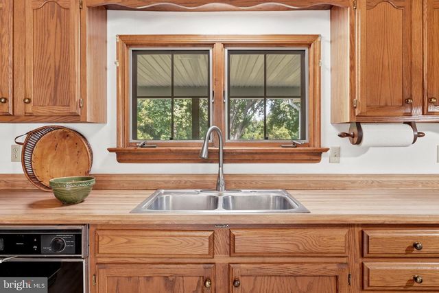 10393 HARRY BYRD HWY, Berryville, VA 22611