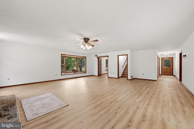 10393 HARRY BYRD HWY, Berryville, VA 22611