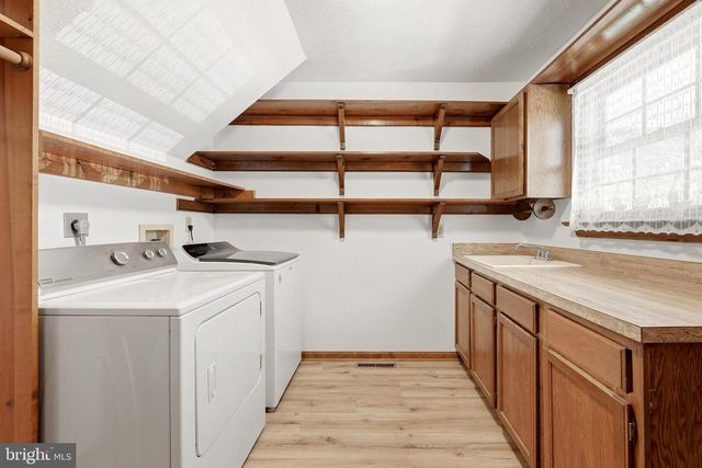 10393 HARRY BYRD HWY, Berryville, VA 22611