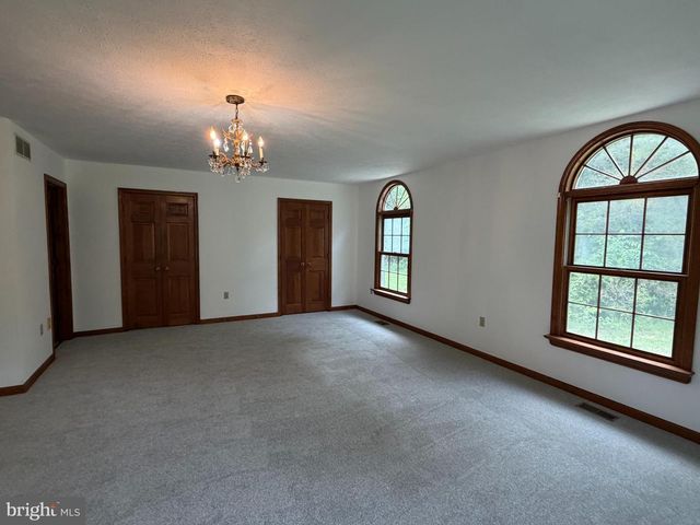 10393 HARRY BYRD HWY, Berryville, VA 22611