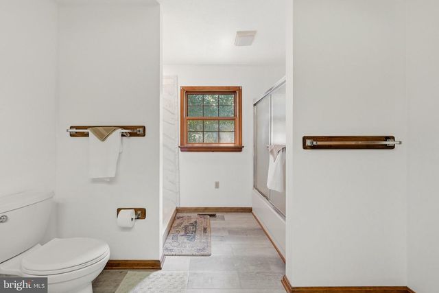 10393 HARRY BYRD HWY, Berryville, VA 22611