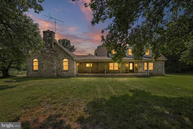 10393 HARRY BYRD HWY, Berryville, VA 22611
