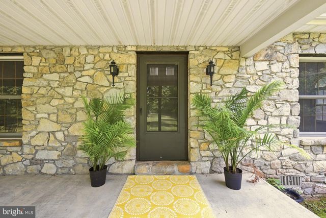10393 HARRY BYRD HWY, Berryville, VA 22611