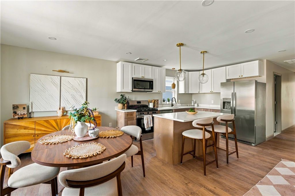 796 Atwells Avenue, Providence, RI 02909
