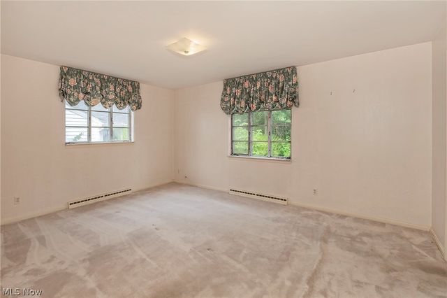 1987 Burlington Road, Akron, OH 44313