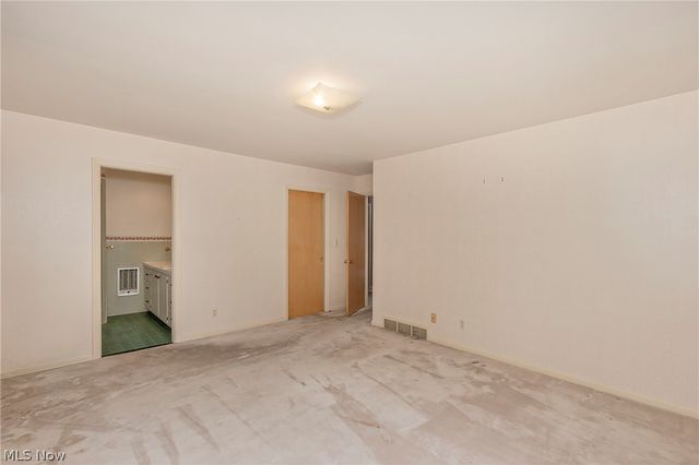 1987 Burlington Road, Akron, OH 44313
