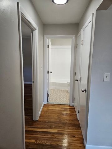 572 Cummins Highway 12, Boston, MA 02126