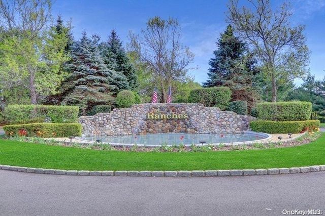 9 Shelly Lane, Mount Sinai, NY 11766