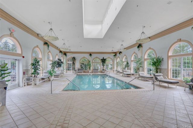 9 Shelly Lane, Mount Sinai, NY 11766