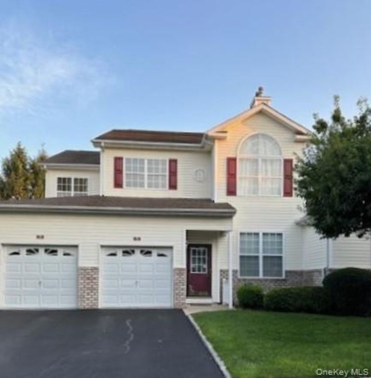 9 Shelly Lane, Mount Sinai, NY 11766