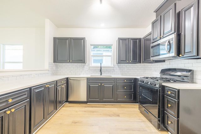 5802 Eunice Street, Texas City, TX 77591