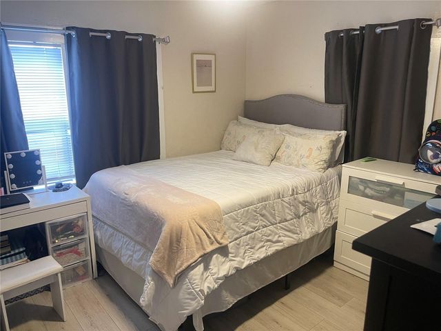 4005 N MYRTLE AVENUE, Tampa, FL 33603