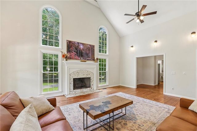 363 Burns Lane, Canton, GA 30115