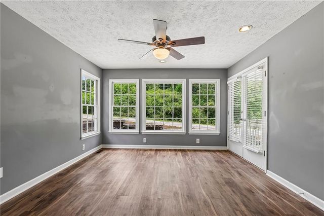 363 Burns Lane, Canton, GA 30115