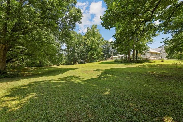 363 Burns Lane, Canton, GA 30115