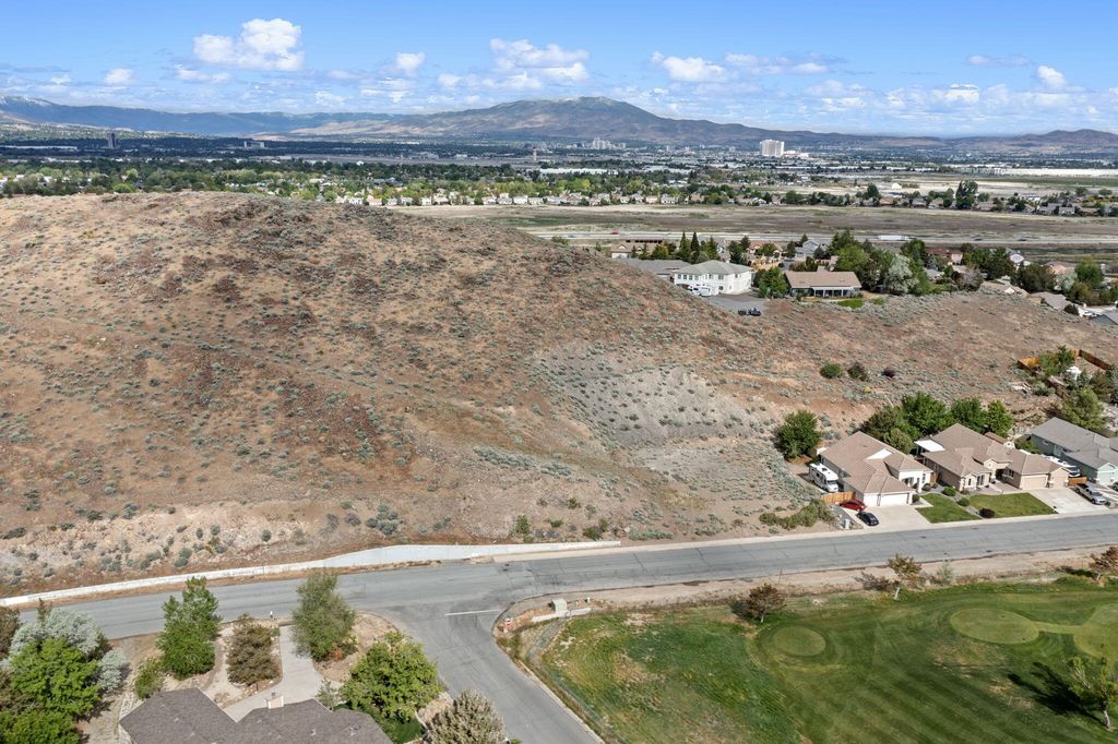 Image 9 of property listing at 4841 W Hidden Valley Drive, Reno, NV 89502