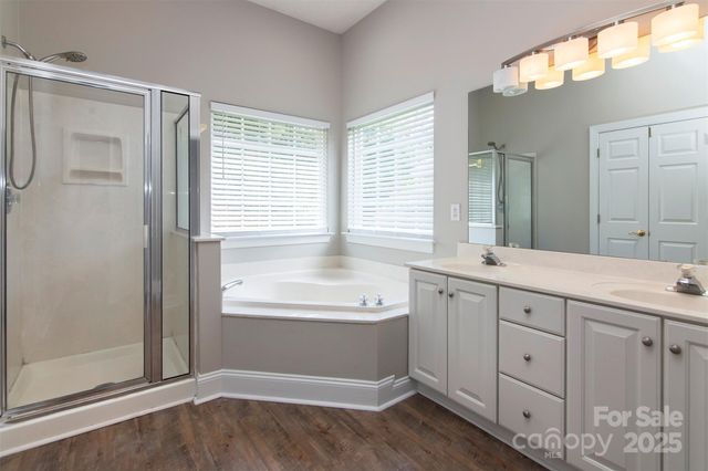 4722 Lone Tree Court, Charlotte, NC 28269
