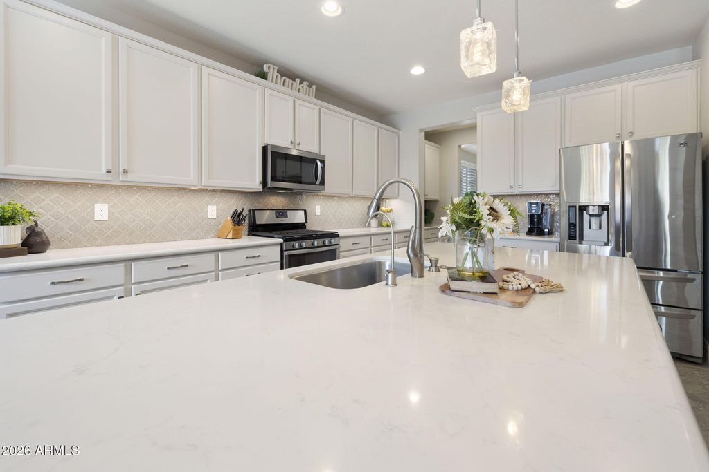 5730 S WINCHESTER --, Mesa, AZ 85212 — photo 2