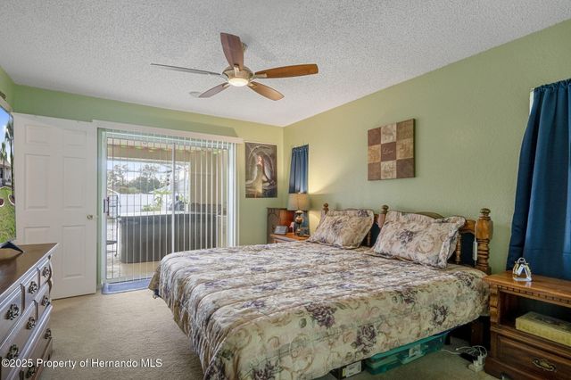 8158 Winding Oak Lane, Spring Hill, FL 34606