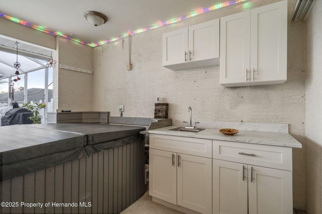 8158 Winding Oak Lane, Spring Hill, FL 34606